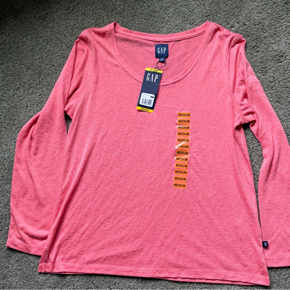 GAP Long-Sleeve Scoop Neck Top - Coral